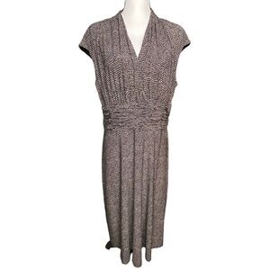 Evan Picone Dress Black and Ivory Matte Jersey Print V Neck Cap Sleeve Size 16